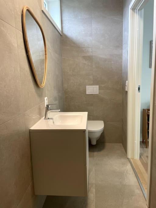 Architect-designed Near Ons *
