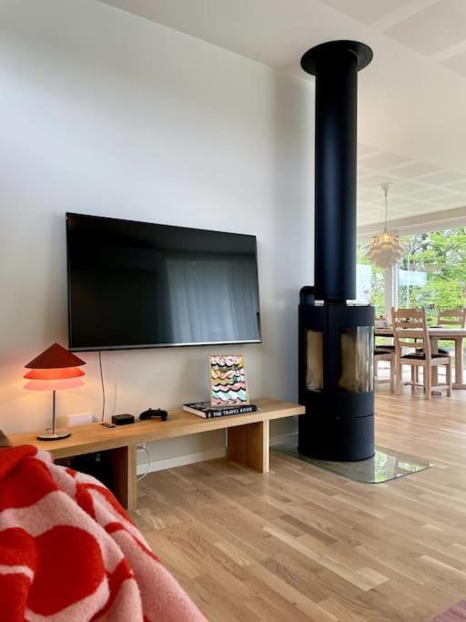 Architect-designed Near Ons